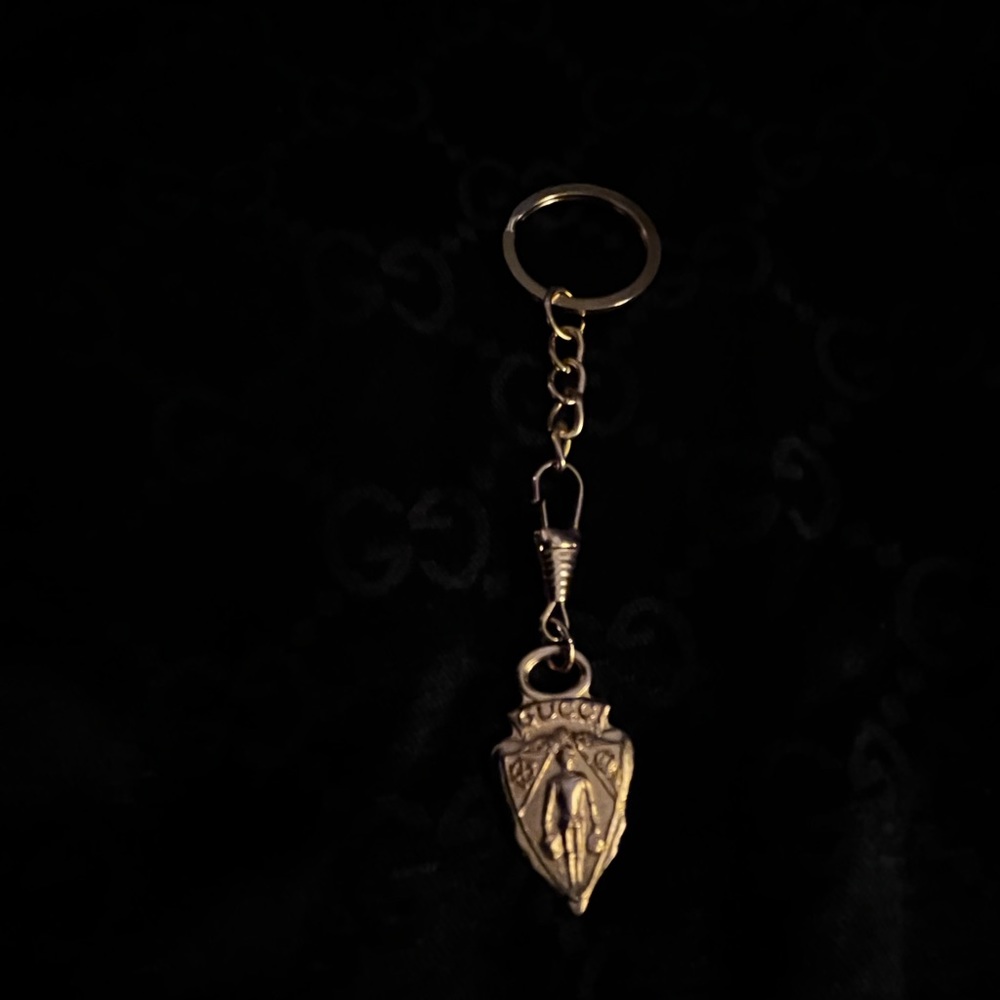 Vintage Gucci Crest Charm Keychain - Picture 2 of 5